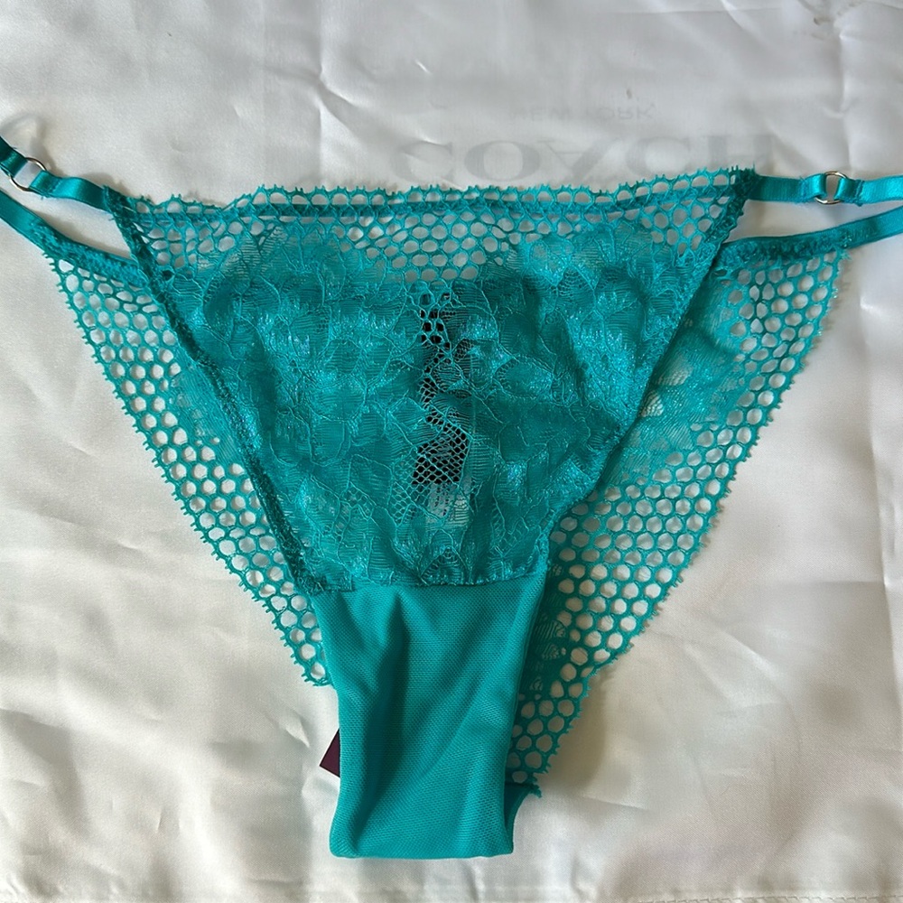 Adore Me String Bikini Panty size M Turquoise NWT